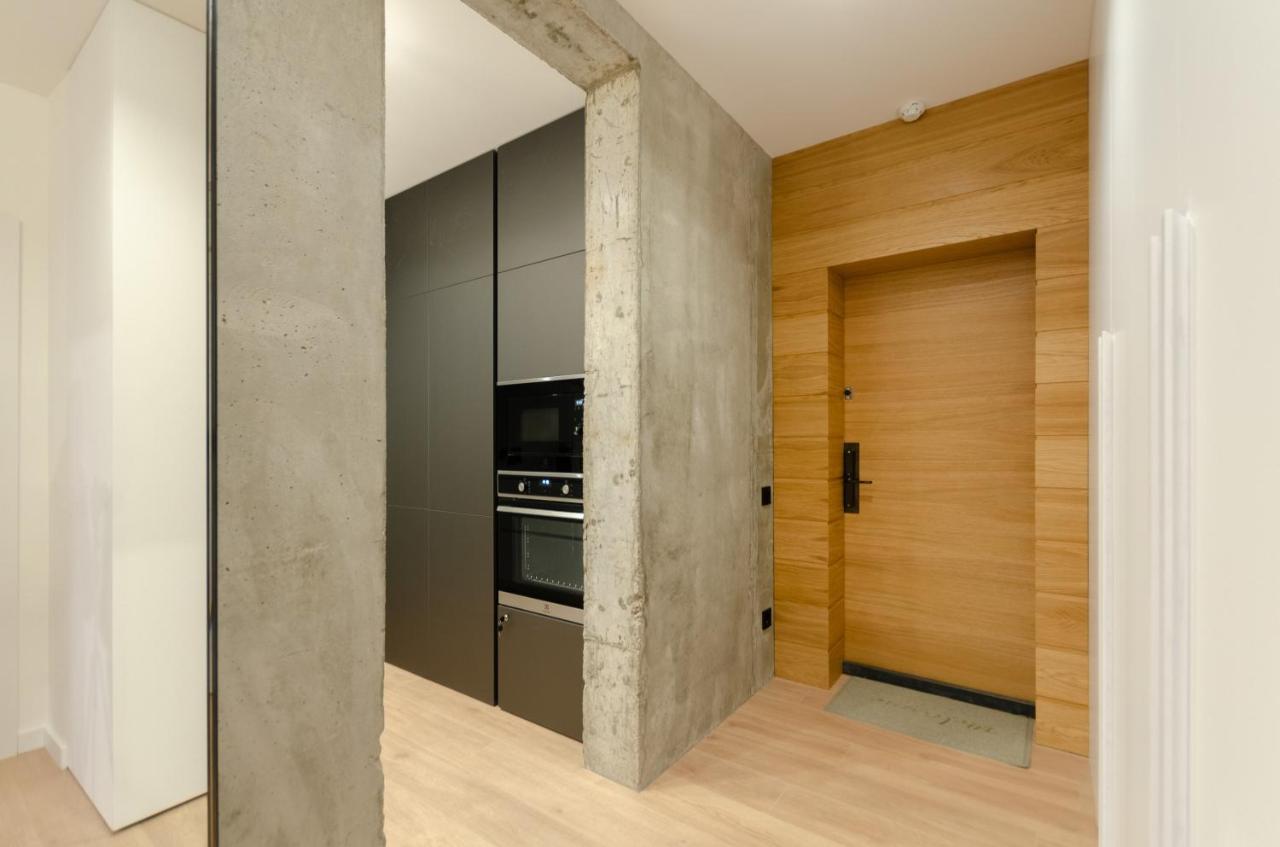 Petrovdom 12-95 Loft Apartments At Rc Kvartet, 16Г Vasyl Lypkivskyi Street Kijev Kültér fotó