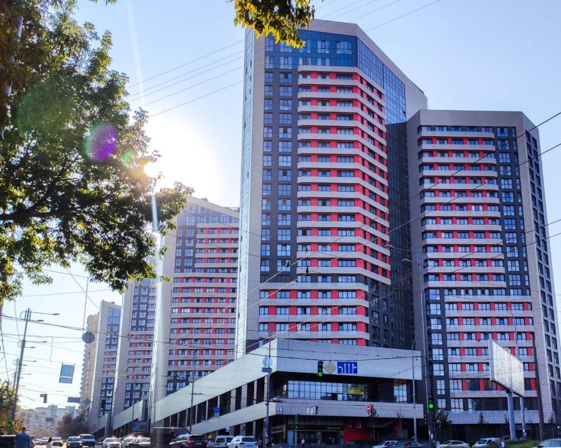 Petrovdom 12-95 Loft Apartments At Rc Kvartet, 16Г Vasyl Lypkivskyi Street Kijev Kültér fotó