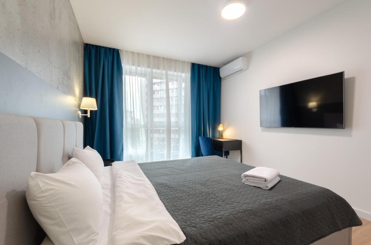Petrovdom 12-95 Loft Apartments At Rc Kvartet, 16Г Vasyl Lypkivskyi Street Kijev Kültér fotó